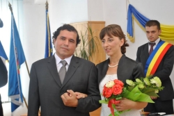 NY Christian single who waited 40 years walks arm in arm with his new Romanian Christian bride