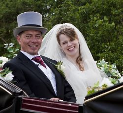 Romantic carriage ride for Christian couple